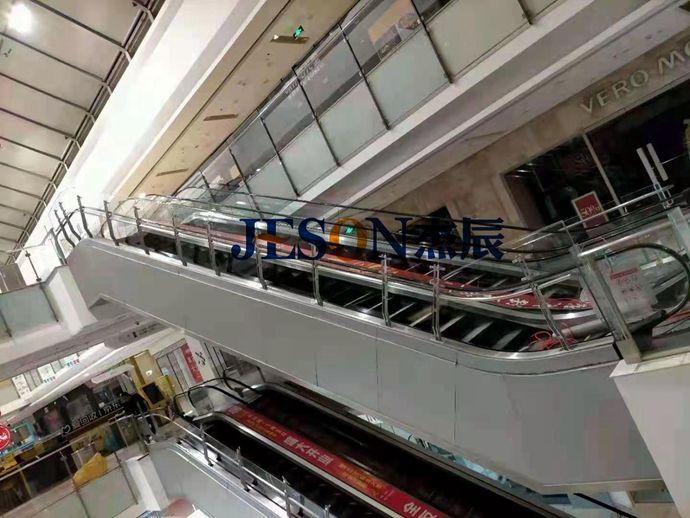 比防護(hù)欄更重要的，是家長(zhǎng)的這個(gè)小習(xí)慣