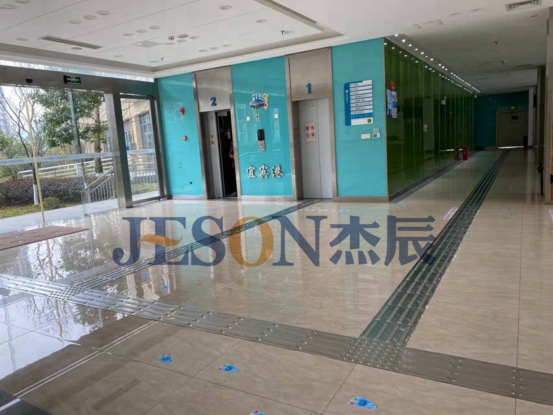 �ܳ����P�ä�����ڟo�ϵK���칤���еđ�(y��ng)��